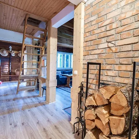 Semesterbostad 'lesne Kurki'